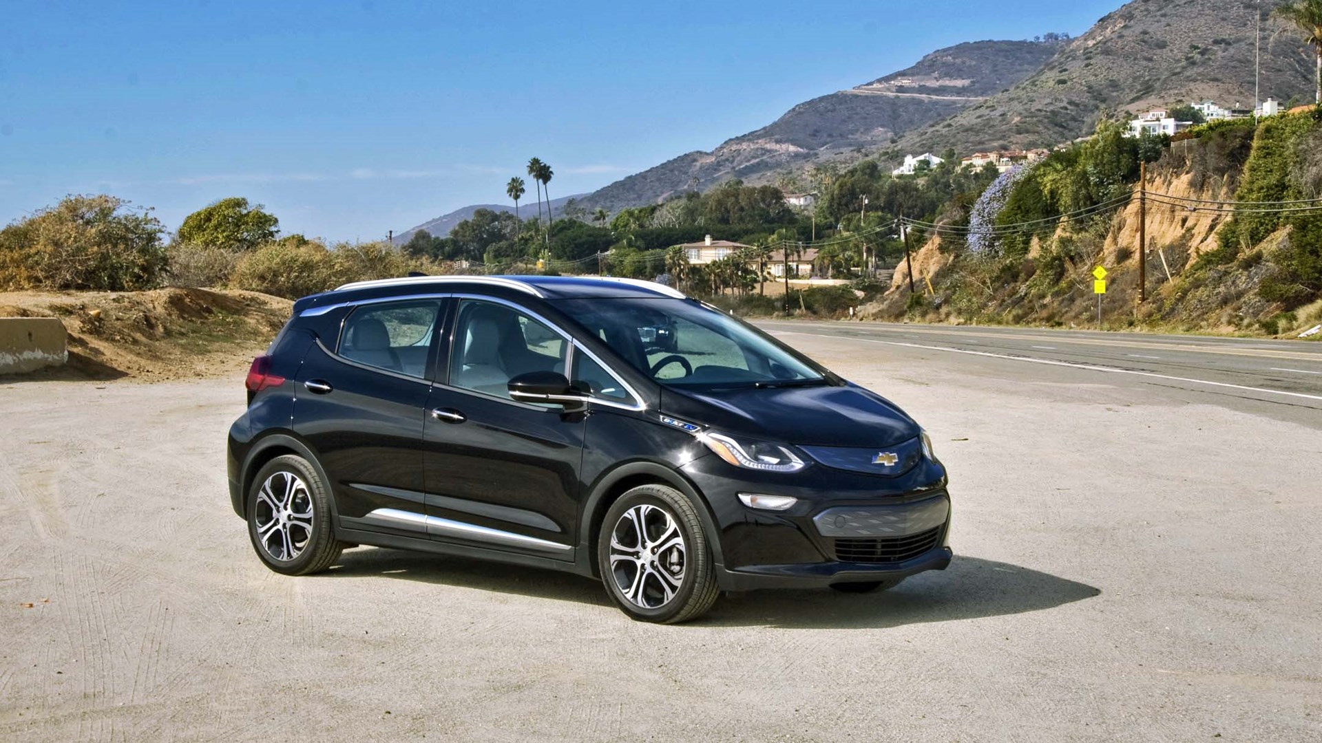 Винтик и Шпунтик. Обзор Chevrolet Bolt.